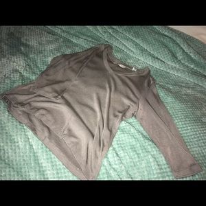 Women’s Grey Long Sleeve Sweater!